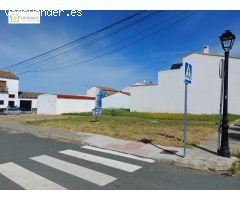 magnifico solar urbano centrico en Gerena haciendo esquina