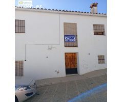 Magnifica casa de pueblo en el centro de Higuera de la Sierra (Huelva)
