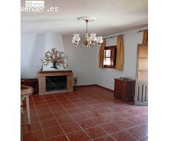 Magnifica casa de pueblo en el centro de Higuera de la Sierra (Huelva)