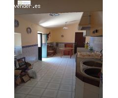 Magnifica casa de pueblo en el centro de Higuera de la Sierra (Huelva)