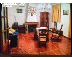 Magnifica casa de pueblo en el centro de Higuera de la Sierra (Huelva)