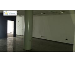 Local comercial muy céntrico en Guillena - Sevilla