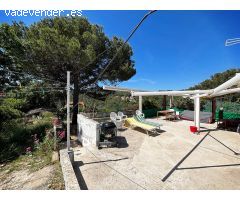 ¡OPORTUNIDAD! CASA RÚSTICA EN PARCELA DE 923M2