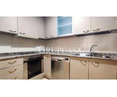FANTÁSTICO APARTAMENTO  SEMINUEVO COMPLETAMENTE EQUIPADO PARA ENTRAR A VIVIR EN ALCARRÁS