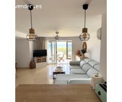 SE VENDE PISO DE TRES DORMITORIOS EN 1º LINEA DE PLAYA DE PONIENTE. BENIDORM