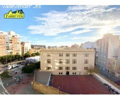 MAGNÍFICO ATICO DE LUJO EN PLENO CENTRO DE ALMERÍA.
