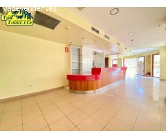 OPORTUNIDAD ÚNICA, AMPLIO LOCAL COMERCIAL HACIENDO ESQUINA EN FEDERICO GARCÍA LORCA