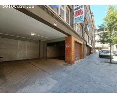 PÀRQUING TIPUS BOX / COTXE PETIT/ LOCAL O MAGATZEM