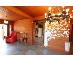 CASA INDEPENDIENTE CON PISCINA URB. ELS BOSCOS