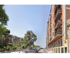 PLANTA BAJA OCUPADA EN SANT FELIU DE LLOBREGAT