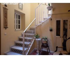 CASA CON ENCANTO EN EL CENTRO