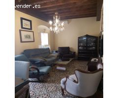 CASA CON ENCANTO EN EL CENTRO