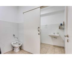 Fabuloso local comercial en venta en el centro de Barcelona