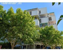 Ático de 3 habitaciones en pabellones con vistas espectaculares. Céntrico y al lado de la estación.