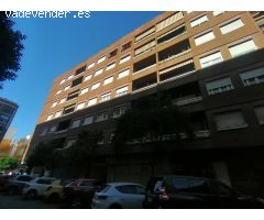 MAGNÍFICO PISO EN PLENA AVENIDA DE MEDINA AZAHARA CON COCHERA Y TRASTERO