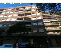 MAGNÍFICO PISO EN PLENA AVENIDA DE MEDINA AZAHARA CON COCHERA Y TRASTERO