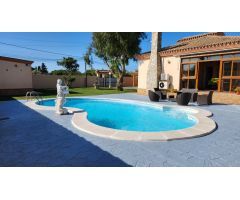 SE ALQUILA CHALET POR HABITACIONES