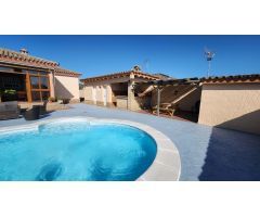 SE ALQUILA CHALET POR HABITACIONES