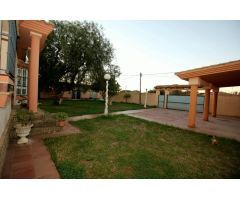 SE ALQUILA CHALET POR HABITACIONES