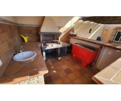 SE ALQUILA CHALET POR HABITACIONES