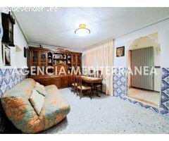 ?CASA EN VENTA EN EL ALBORGÍ ?