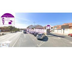 Terreno en Illescas, con proyecto para bloque de pisos y local comercial.