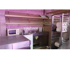 VALAZANCA ALQUILA PANADERIA ZONA REYES