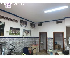 Se alquila local para reformar en Parla