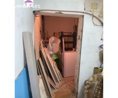 Se alquila local para reformar en Parla