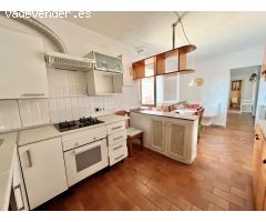 CHALET CON PISCINA EN BAHIA BLAVA
