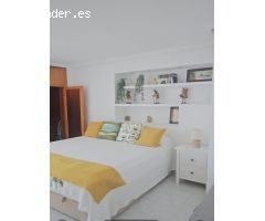 Se Alquila Lindo Apartamento en Primera Línea de Playa.