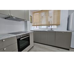 FANTASTICO APARTAMENTO ZONA PLAZA DE LOS LUCEROS