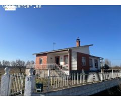 CASA MAS FINCA  EN SANTA OLAJA DEL PORMA
