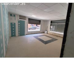 ¡Oportunidad Única en Catarroja! Bajo Comercial Esquinero en Alquiler ????