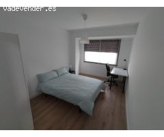Se alquila habitación en piso en calle Galiano, Ferrol