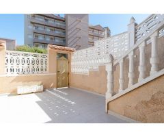 ¿IMAGINAS VIVIR COMO EN VERANO TODO EL AÑO? DESPERTAR CON LA BRISA DEL MAR EN ESTE BUNGALOW?