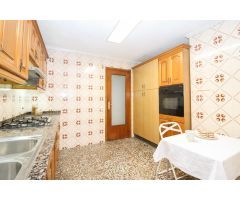 PISO SECTOR 5º 101 M2, ASCENSOR, 4 HABITACIONES, ¡¡OPORTUNIDAD UNICA!!