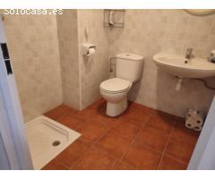 LOCAL DIAFANO CON DESPACHO Y BAÑO.
