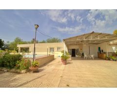 ?✨ ¡TU REFUGIO SOÑADO TE ESPERA! ESPECTACULAR CHALET CON PISCINA, LISTO PARA ENTRAR A VIVIR A SOLO