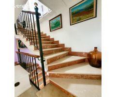 CHALET ADOSADO TRIPLEX El amanecer