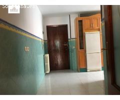 VENTA DE PISO JUNTO AL CORTE INGLES.