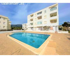 Precioso Apartamento con Piscina Comunitaria, y Terraza de 1 Dormitorio en Urbanizacion Serramar