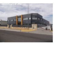 Magnifica nave industrial  en Antequera