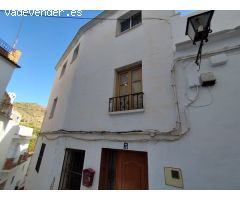 Venta casa de pueblo en Tolox Málaga