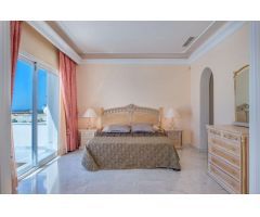 LUJOSA VILLA EN SIERRA BLANCA MARBELLA