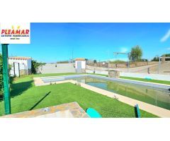CASA CON TERRENO RÚSTICA DE TRES DORMITORIOS     ZONA PICO PLATA