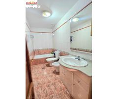 DUPLEX DE 4 DORMITORIOS    ZONA AVD. DE JAEN