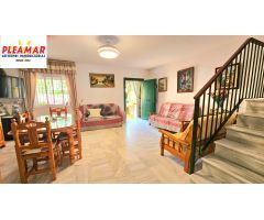 DUPLEX ADOSADO DE 4 DORMIRTORIOS   ZONA LA LAGUNA