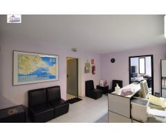 ¡Oportunidad! Se vende oficina de 218 m². en la avenida principal del Sebadal