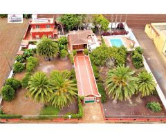 Villa de lujo ubicada en Santa María de Guía muy cerca del Área Recreativa de Santa Cristina